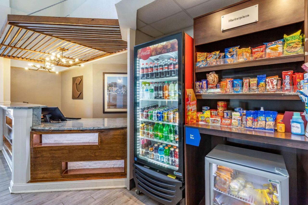 Comfort Suites Southport - Oak Island Buitenkant foto